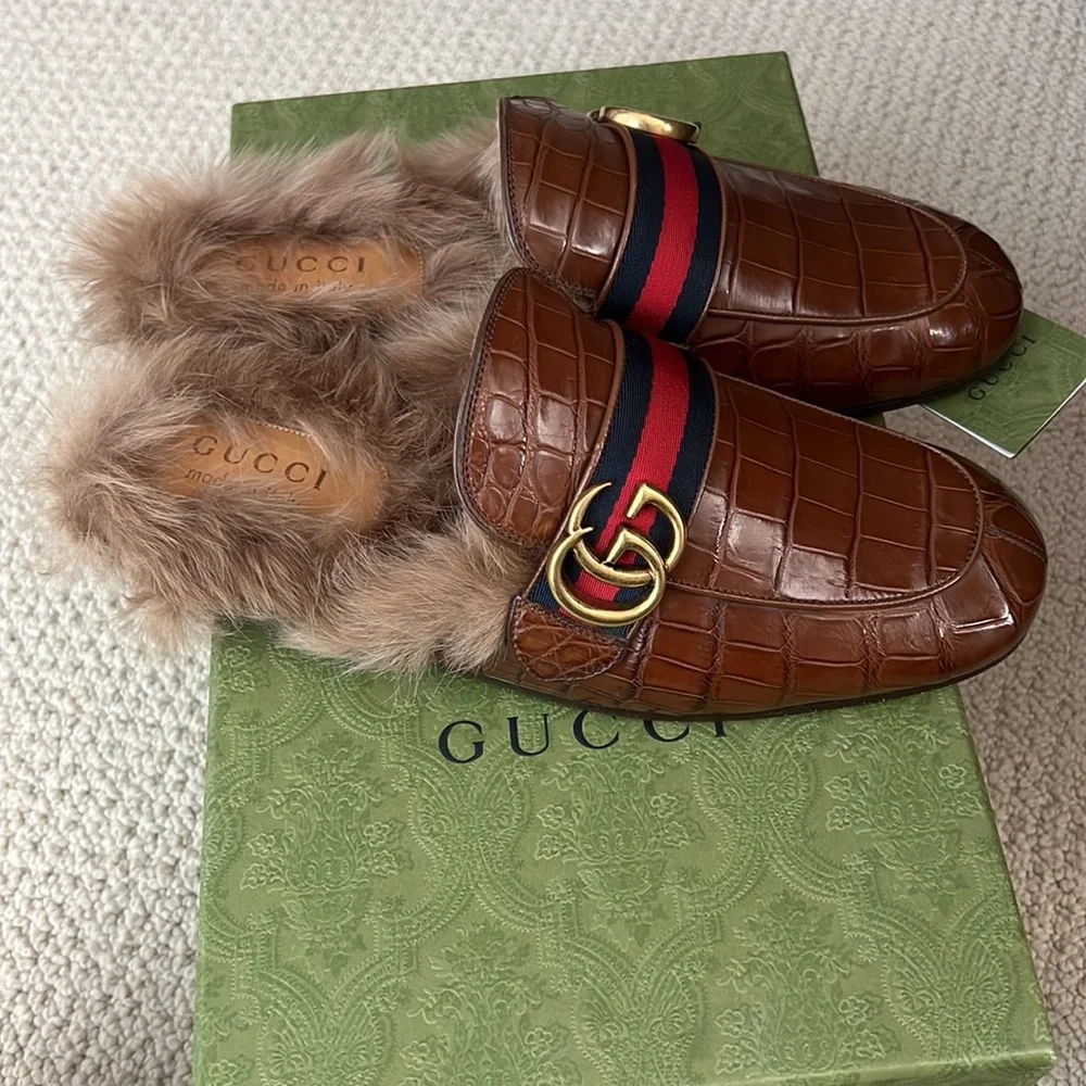 NWT- Gucci crocodile Princetown shearling mules 😍 - Picture 3 of 11
